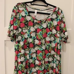 LuLaRoe Perfect T shirt - NWT